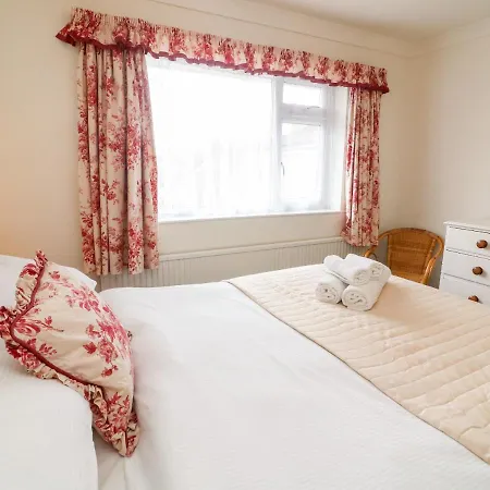 8 Oaks Field * Ambleside